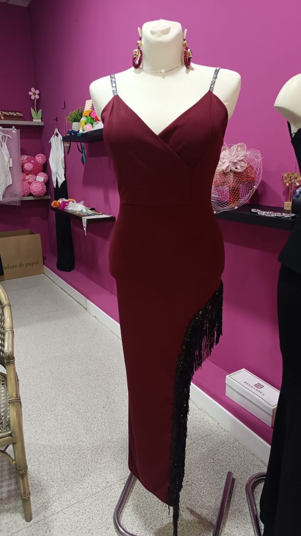 Vestido largo granate